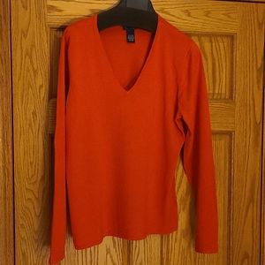 Classic v-neck sweater